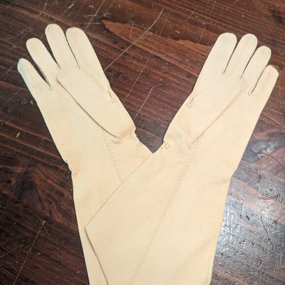 VINTAGE Cream Gloves - XS - Picture 2 of 4